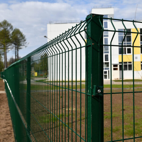 Nowoczesne ogrodzenie panelowe