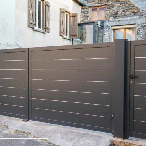 Czy warto inwestować w ogrodzenie