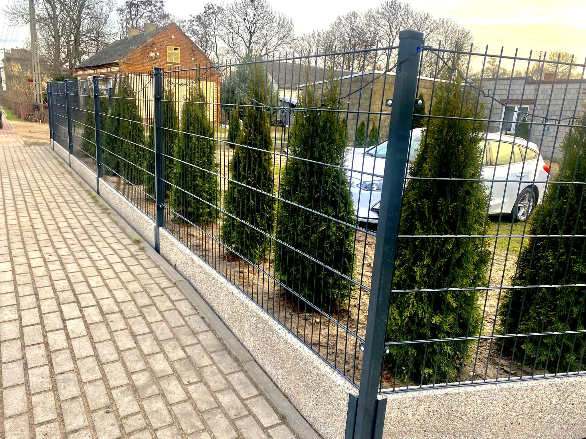 panele ogrodzeniowe - trwałe